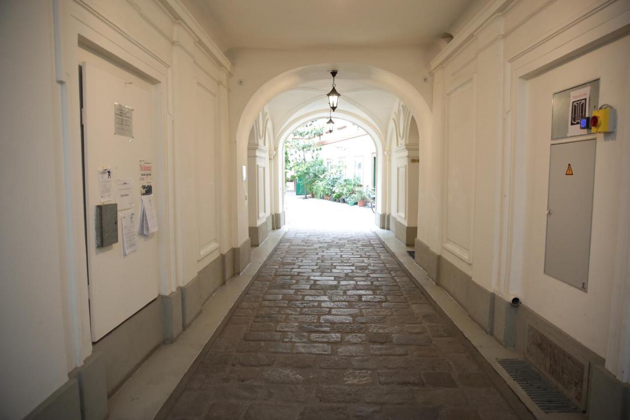 Apartament Heart Of Vienna- Next To Albertina Wiedeń